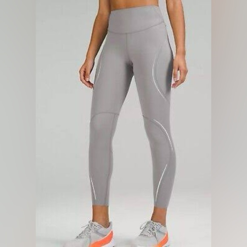 Lululemon Base Pace High-Rise Reflective Tight 25"